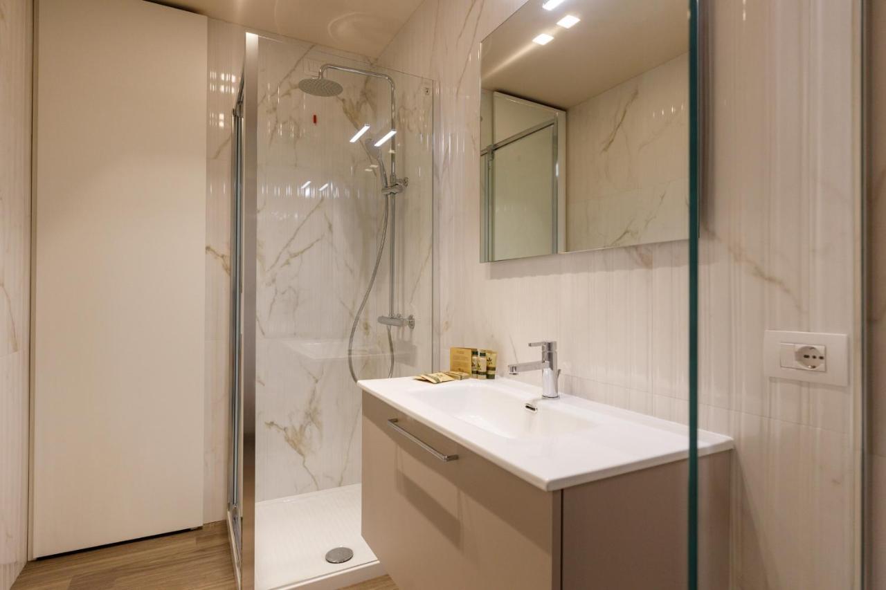 Casa Flores Apartments Бардолино Экстерьер фото