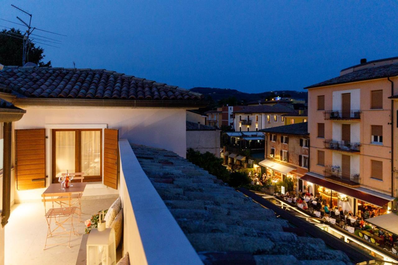 Casa Flores Apartments Бардолино Экстерьер фото